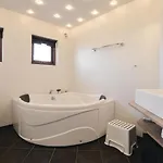 Дом отдыха Three-bedroom In