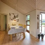 Three-bedroom In * Vinderup