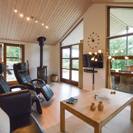 Three-bedroom In *
